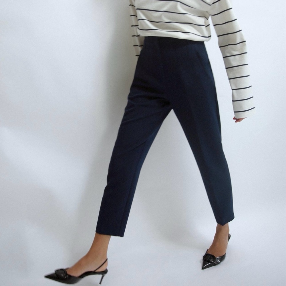 Zara High Waist Pants in Navy size Small